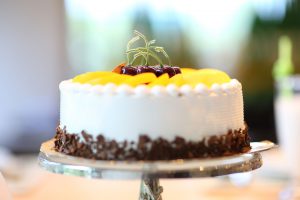 cake plate